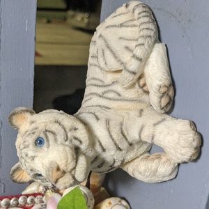 White Bengal Tiger cutie statue figurine